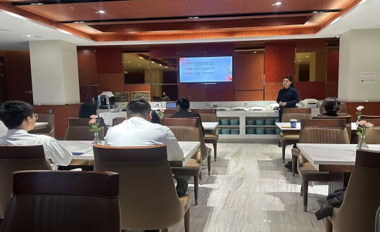 4.长白山XPJ·(澳门区)公司官方网站酒店培训活动现场_副本.jpg