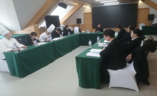 5.长白山XPJ·(澳门区)公司官方网站酒店组织召开治理人员会议(调整一下清澈度)_副本.jpg 5.长白山XPJ·(澳门区)公司官方网站酒店组织召开治理人员会议(调整一下清澈度)_副本.jpg