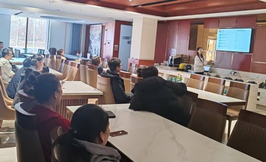 3.长白山XPJ·(澳门区)公司官方网站酒店组织发展酒店造度及人力资源有关培训_副本.jpg
